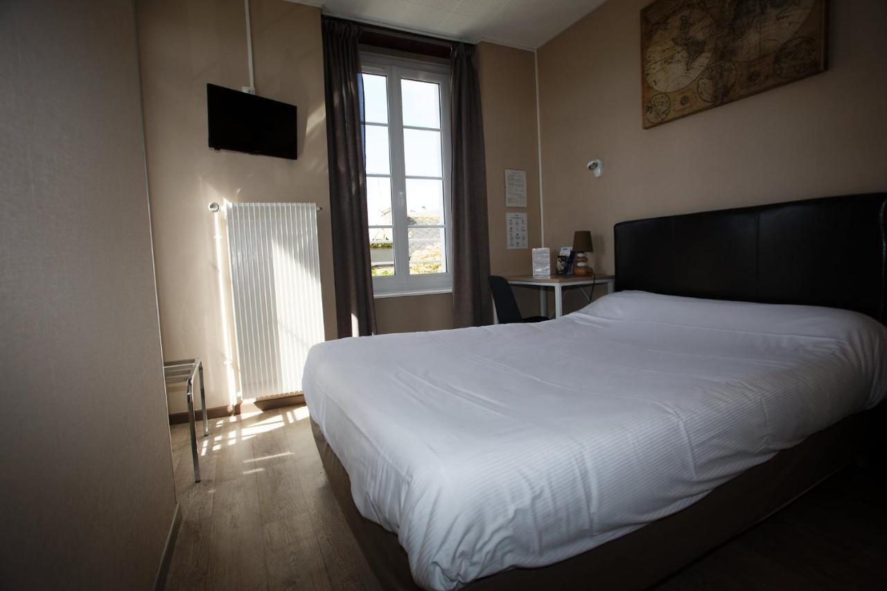 Hotel Contact - Le Lion D'or 2*