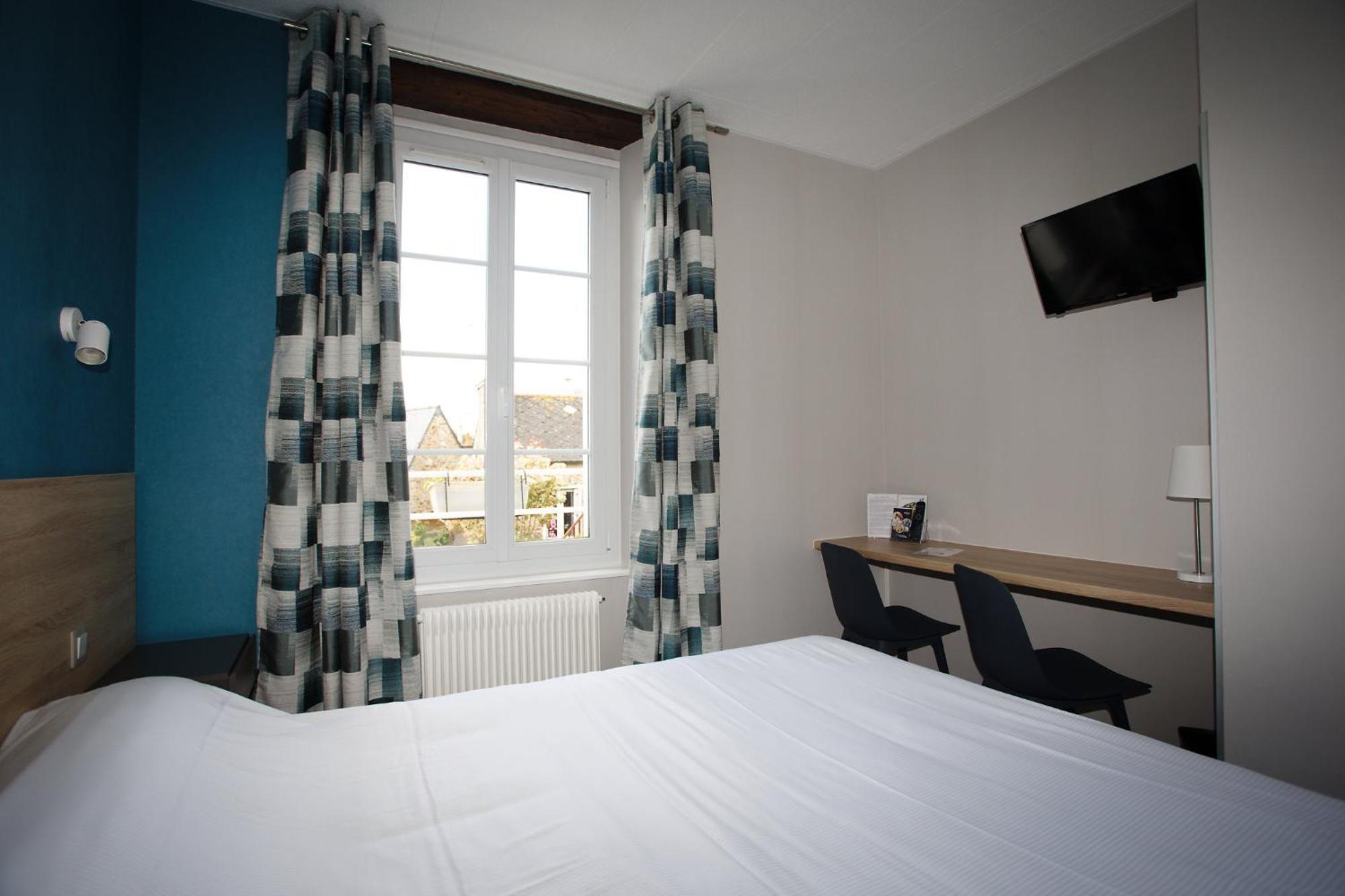 Contact - Le Lion D'or Hotel Lamballe