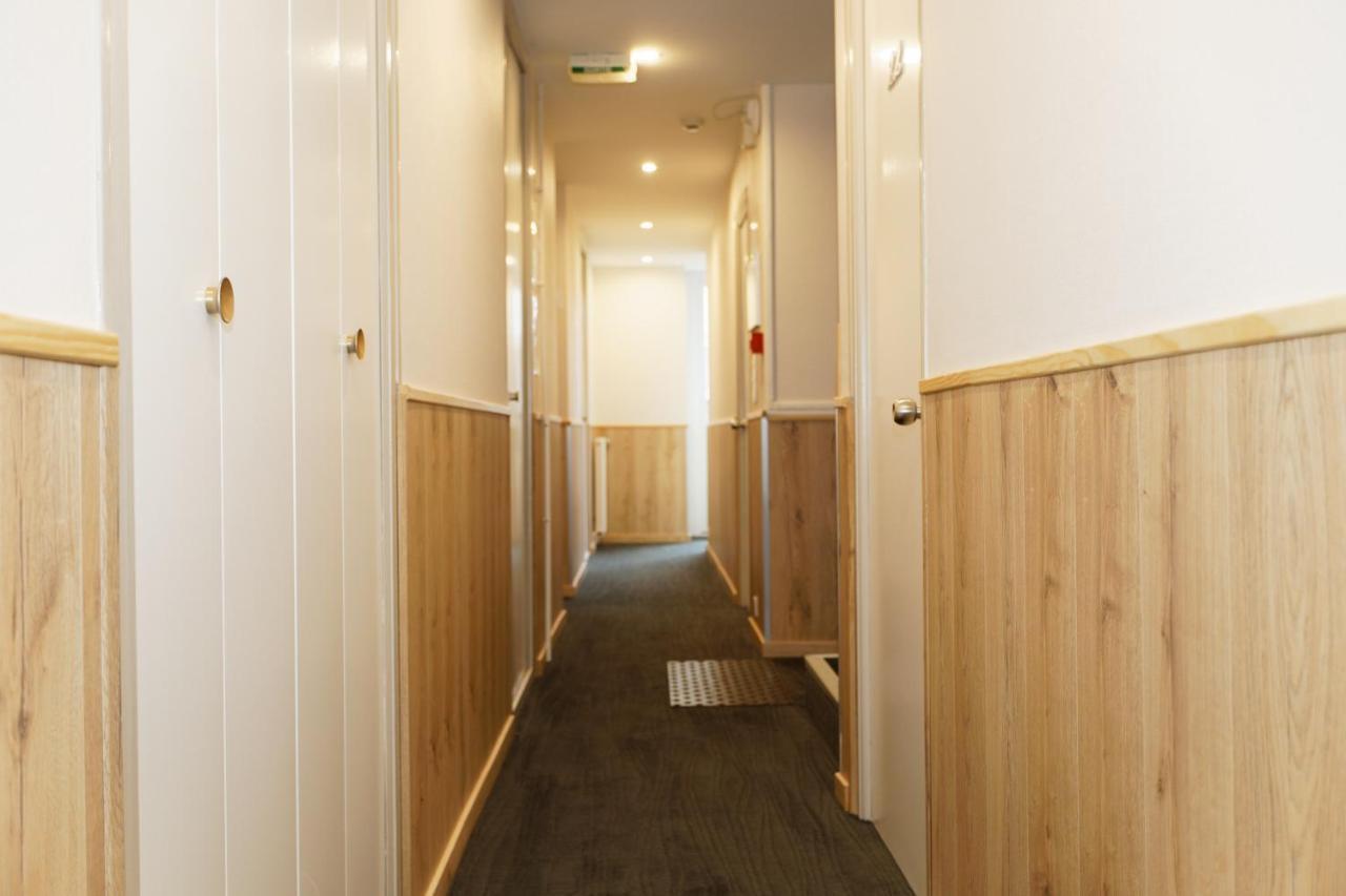 Hotel Contact - Le Lion D'or Lamballe
