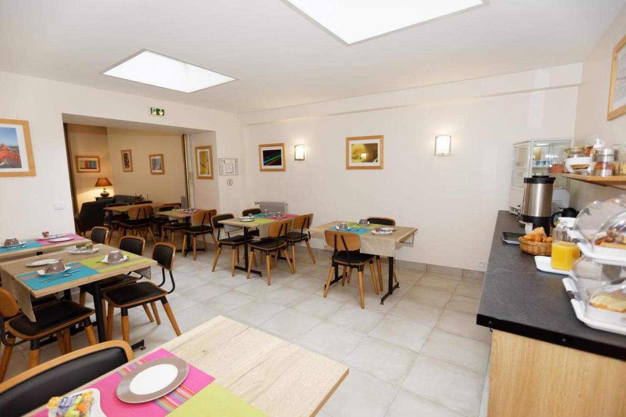 Hotel Contact - Le Lion D'or Lamballe